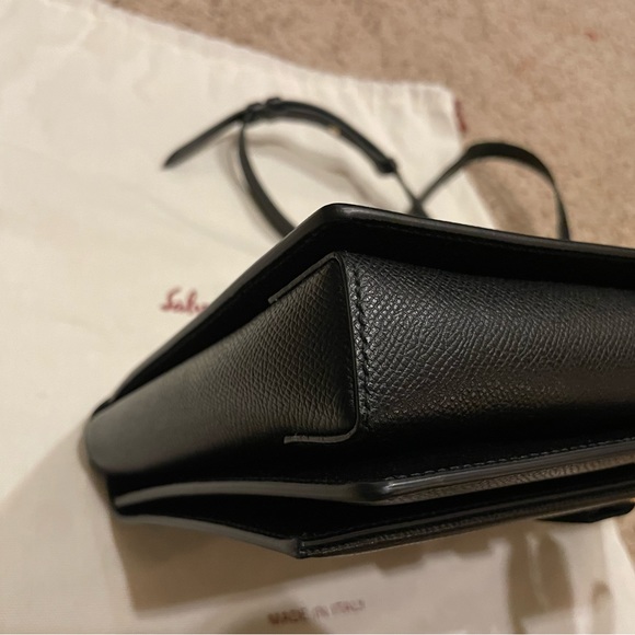 Salvatore Ferragamo Ginny Oscore Black leather bag, NWT - Picture 7 of 10